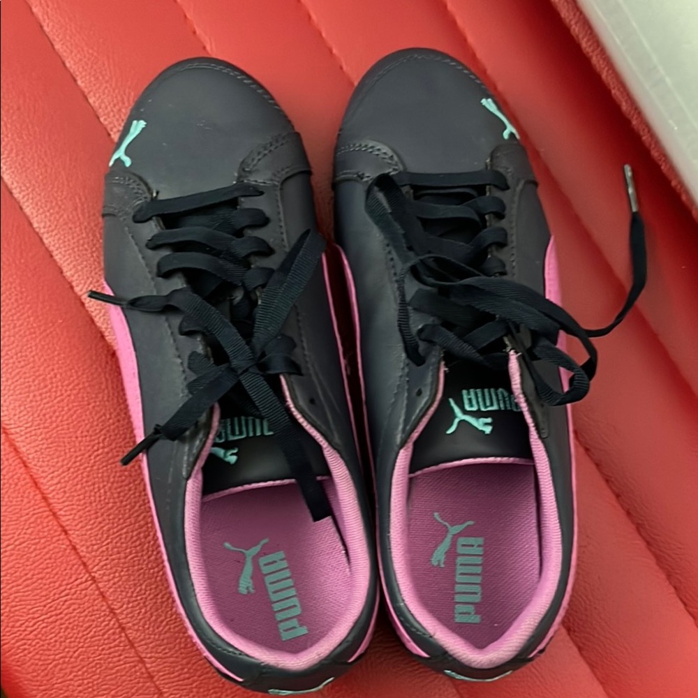 Puma Black Athletic Sneakers with Sporty Design. NWOT - Picture 5 of 7